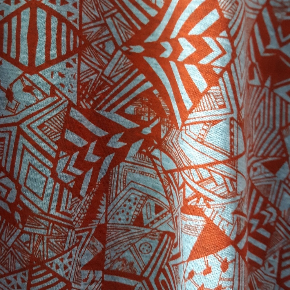 Lularoe Perfect T Medium Brand New with Tags